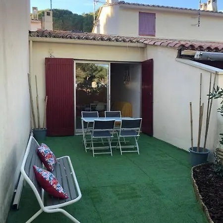 Joli A Proximite Du Village Naturiste Apartment Agde
